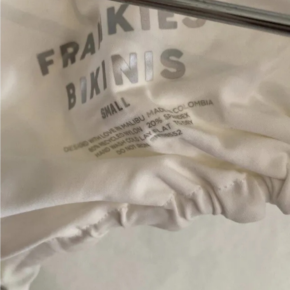 Frankie’s Bikinis Bash Bikini Set Sz Small Top and Bottom - Picture 7 of 12